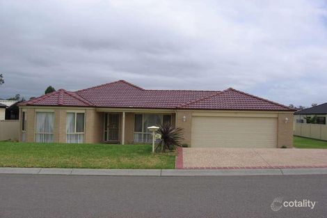 Property photo of 3 North Close Hunterview NSW 2330