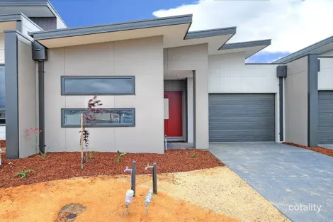 59 Havana Pde, Pakenham, VIC 3810