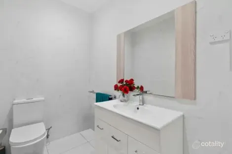 Property photo of 120 Falkland Street East Pallara QLD 4110