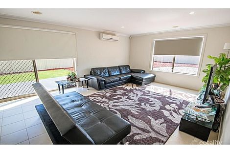 Property photo of 38 Grampians Parade Shepparton North VIC 3631