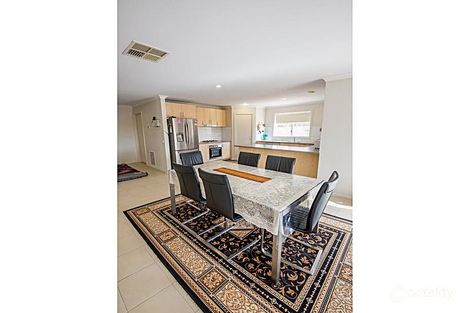 Property photo of 38 Grampians Parade Shepparton North VIC 3631