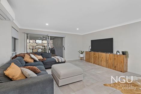 Property photo of 9 Ruiz Court Augustine Heights QLD 4300