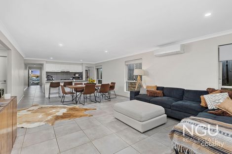 Property photo of 9 Ruiz Court Augustine Heights QLD 4300