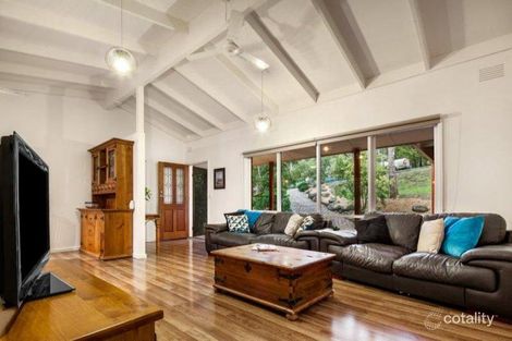 Property photo of 193 Progress Road Eltham North VIC 3095