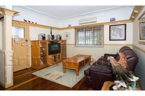 Property photo of 12 Avesnes Street Holland Park QLD 4121