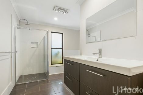 Property photo of 3 Walkington Circle Millars Well WA 6714