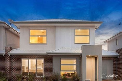 Property photo of 43 Heather Avenue Brooklyn VIC 3012