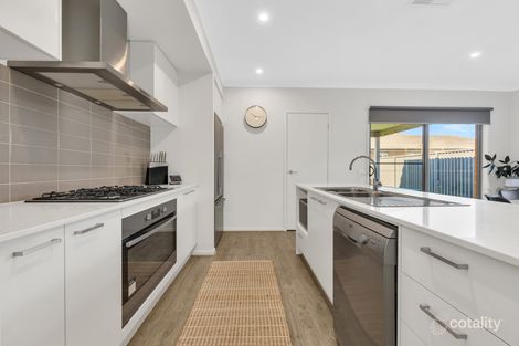 Property photo of 31 Wagner Drive Werribee VIC 3030