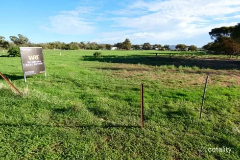 45 Bell St, Beulah, VIC 3395