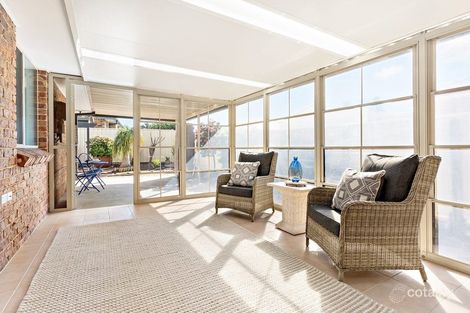 Property photo of 1/8 Oceanside Drive Caves Beach NSW 2281