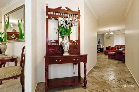 Property photo of 27 Tom Roberts Crescent Yallambie VIC 3085