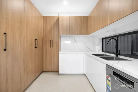 Property photo of 8 Flying Fox Circuit Oakville NSW 2765
