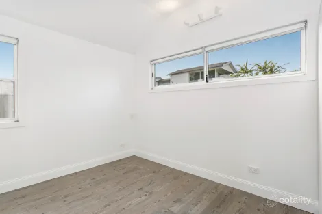 Property photo of 72 Headland Road North Curl Curl NSW 2099