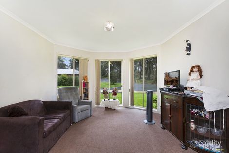 Property photo of 21 Ennor Place Kangaroo Flat VIC 3555