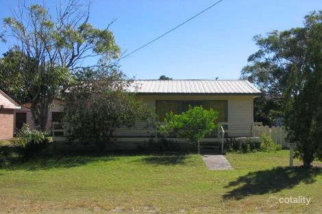 17 Binda St, Hawks Nest, NSW 2324