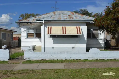 92 Denison St, West Tamworth, NSW 2340