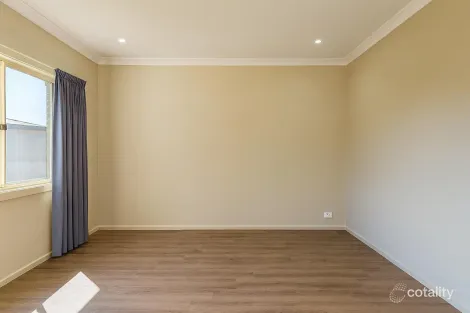 Property photo of 98 Webster Road Lurnea NSW 2170