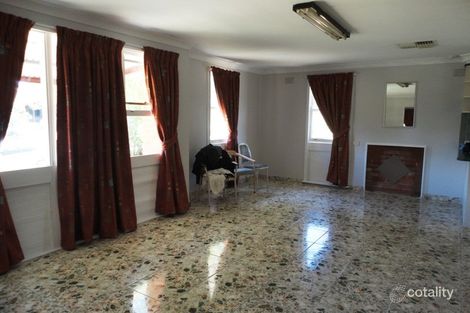 Property photo of 6 Bendick Street Young NSW 2594