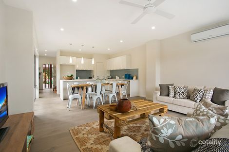 Property photo of 2/2248 Gold Coast Highway Mermaid Beach QLD 4218