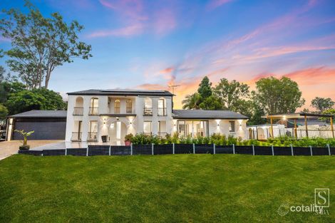 8 Hume Ct, Mount Ommaney, QLD 4074