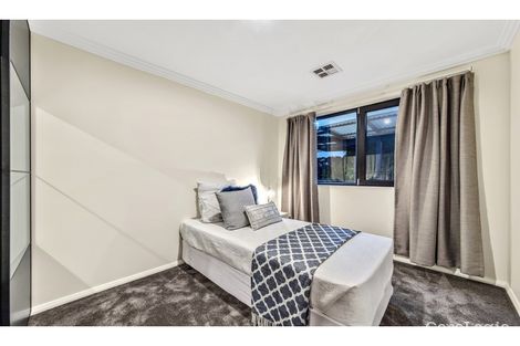 Property photo of 7 Aaron Place Macgregor ACT 2615