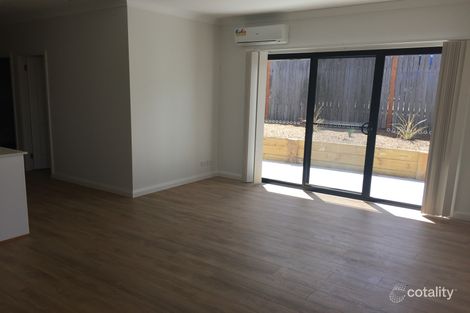 Property photo of 6 Sturgess Place Eagle Vale NSW 2558