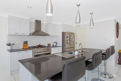 Property photo of 82 Lennox Circuit Pottsville NSW 2489
