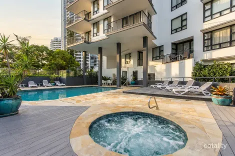 308/30-34 Surf Pde, Broadbeach, QLD 4218
