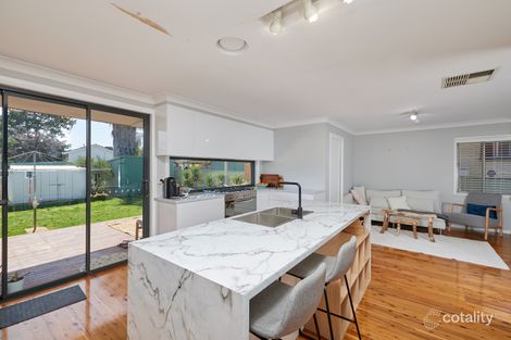 Property photo of 3 Leavenworth Drive Mount Austin NSW 2650