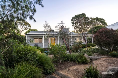 Property photo of 18 Emerald Street Ringwood VIC 3134