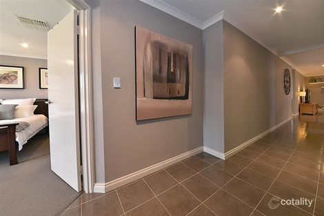 Property photo of 19 Kandinsky Approach Tapping WA 6065