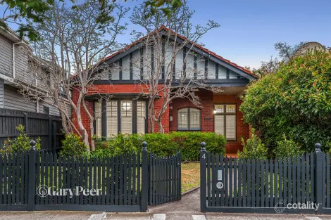 Property photo of 4 Stanley Parade Caulfield North VIC 3161