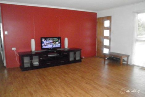 Property photo of 17 Alexander Street Boyne Island QLD 4680