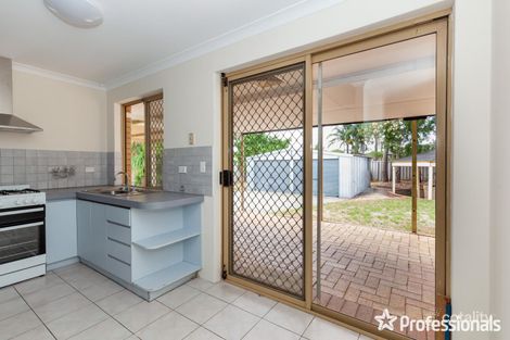Property photo of 2 Sutcliffe Close Seville Grove WA 6112