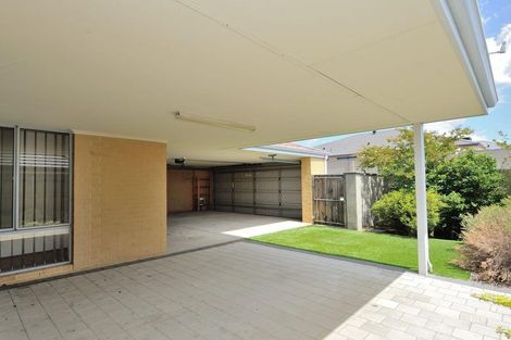 Property photo of 17 Lavinia Crescent Ellenbrook WA 6069
