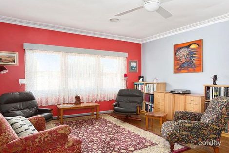 16 Neil St, Kangaroo Flat, VIC 3555