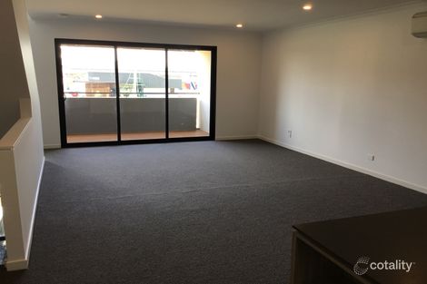 Property photo of 9 Celeste Walk Clayton South VIC 3169