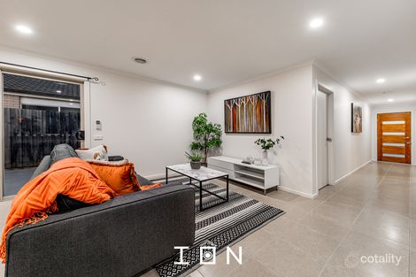Property photo of 23 Calais Circuit Cranbourne West VIC 3977