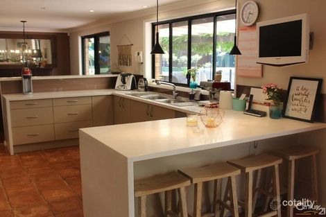 Property photo of 2 Wychwood Place Castle Hill NSW 2154