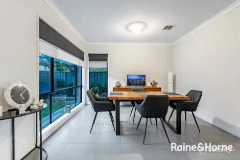 Property photo of 35 McEwan Drive Cranbourne East VIC 3977