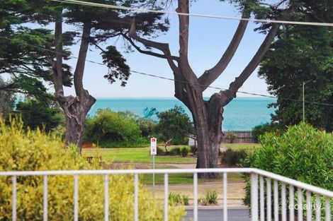 Property photo of 2/48 Esplanade Brighton VIC 3186