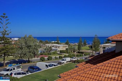 Property photo of 12 Karrinyup Road Trigg WA 6029