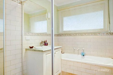 14 Sturt Rd, Melton South, VIC 3338