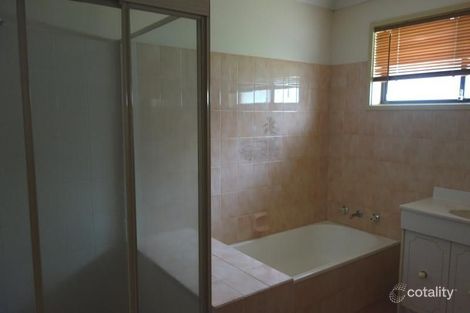 Property photo of 11 Darri Street Glenfield Park NSW 2650