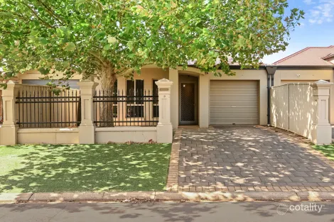 Property photo of 18 Gravity Grove Munno Para West SA 5115