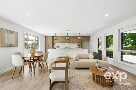 Property photo of 77B Brougham Drive Valley View SA 5093