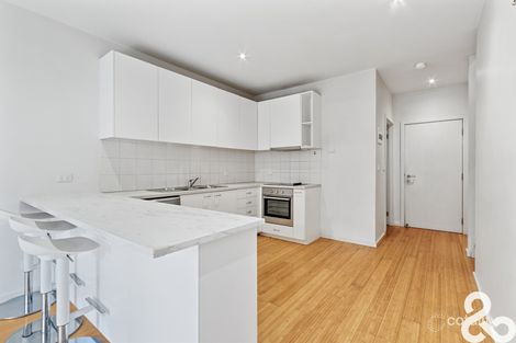 Property photo of 34 Waxflower Crescent Bundoora VIC 3083