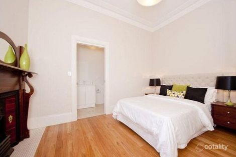 Property photo of 2/2 Victoria Square Ashfield NSW 2131