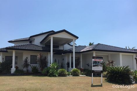 Property photo of 26 Palm Terrace Yamba NSW 2464