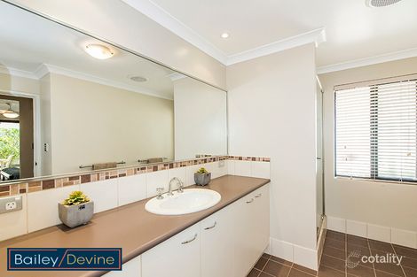 Property photo of 27 St Albans Promenade Canning Vale WA 6155